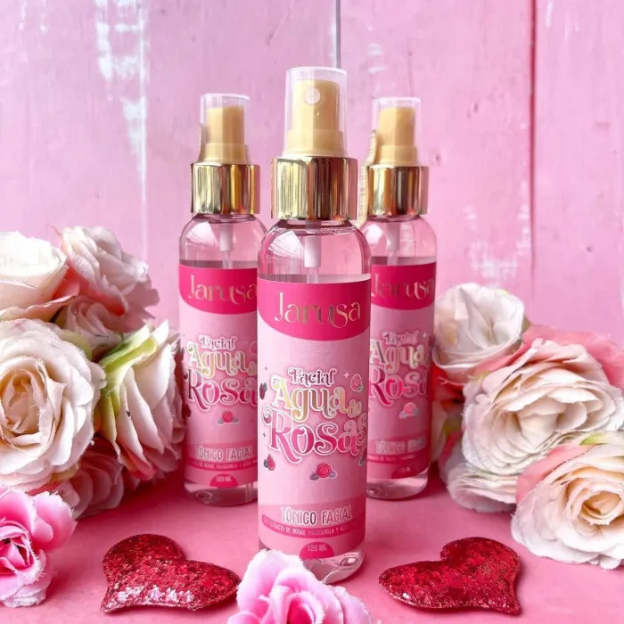 AGUA DE ROSAS